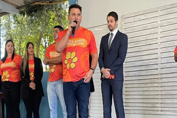Imagem referente a notícia: Emoção, teatro e prêmios! Campanha Maio Laranja transforma escolas de Catanduvas em palco de conscientização e alegria
