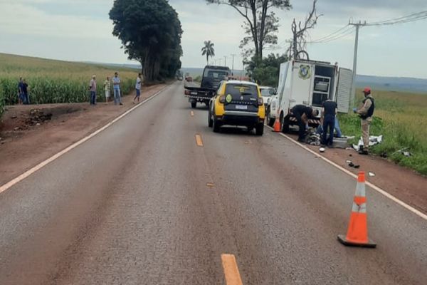 Imagem referente a notícia: Tragédia: Colisão frontal mata motociclista na PR-486 em Assis Chateaubriand