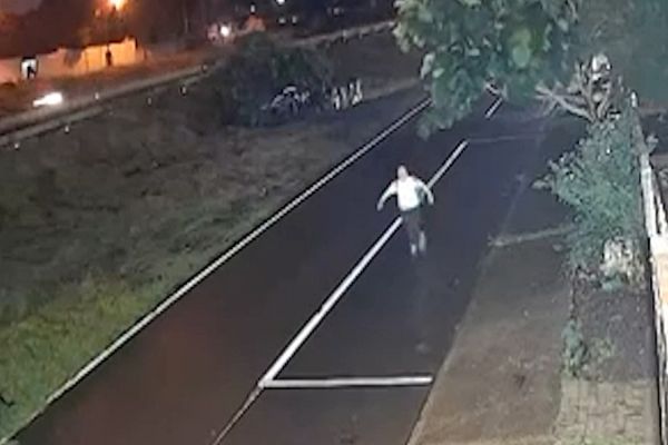 Imagem referente a notícia: Polícia Civil abre inquérito para apurar caso de menino que foi visto correndo na PRC-467 em Cascavel