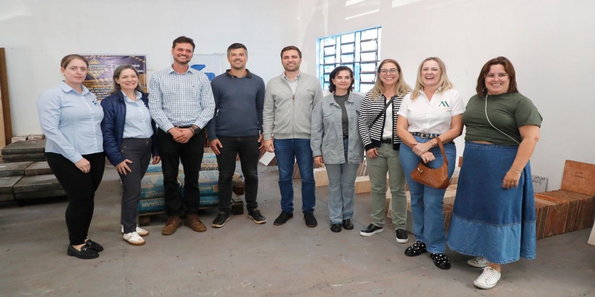 Campanha arrecada materiais de construção para os que mais precisam em Cascavel