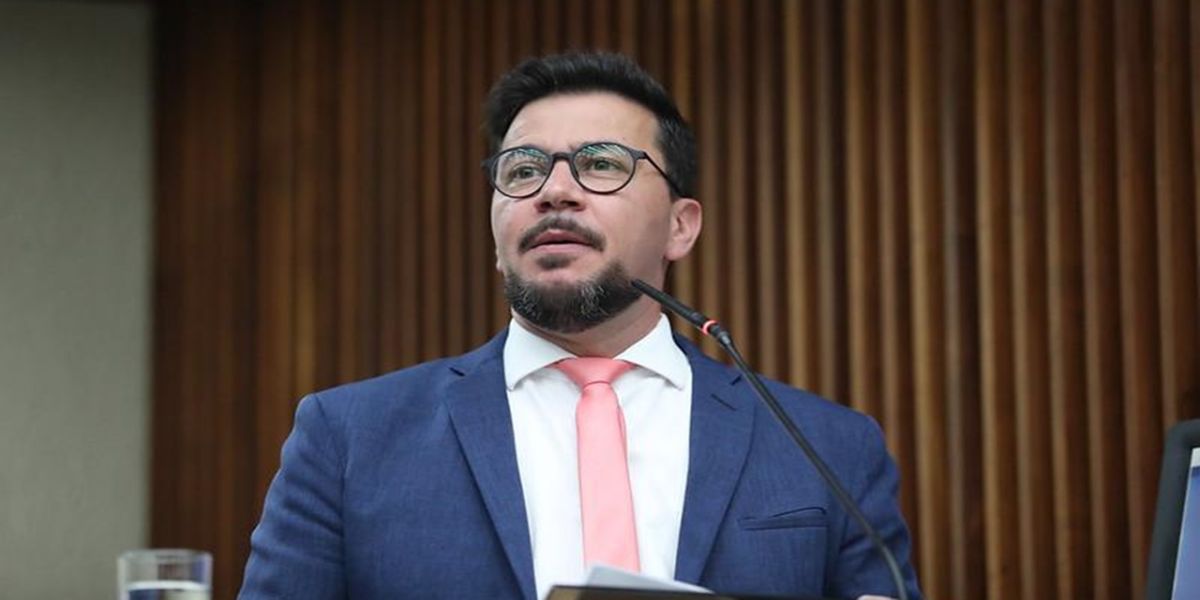Data-base já: Líder da Oposição defende valorização dos servidores do Paraná