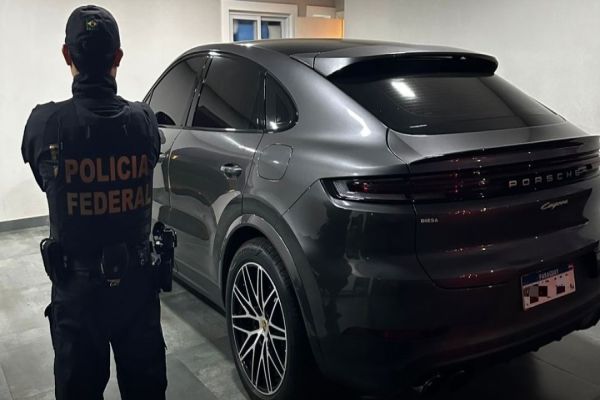 Imagem referente a notícia: Polícia Federal desmantela esquema milionário de descaminho e lavagem de dinheiro no oeste do Paraná e São Paulo