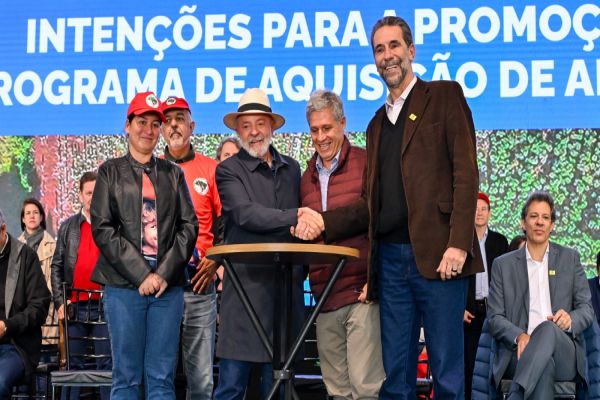 Imagem referente a notícia: Itaipu triplica capacidade de atendimento a agricultores familiares de 434 municípios do PR e MS
