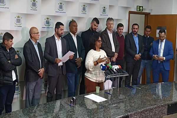 Imagem referente a notícia: Prefeitura de Cascavel explica prazos de apuração sobre denúncia em Cmei durante coletiva na Câmara