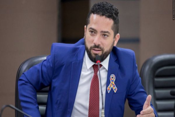 Imagem referente a notícia: Projeto de Tiago Almeida cria política municipal para autismo