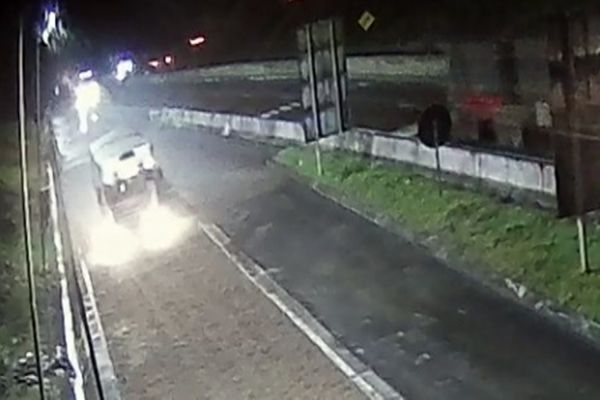 Imagem referente a notícia: Área de escape da BR-277 salva vida de motorista que conduzia caminhão com problema nos freios