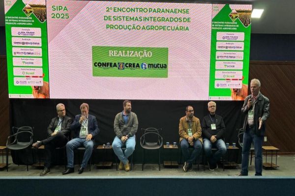Imagem referente a notícia: Prefeitura de Toledo sedia evento estadual sobre produção agropecuária