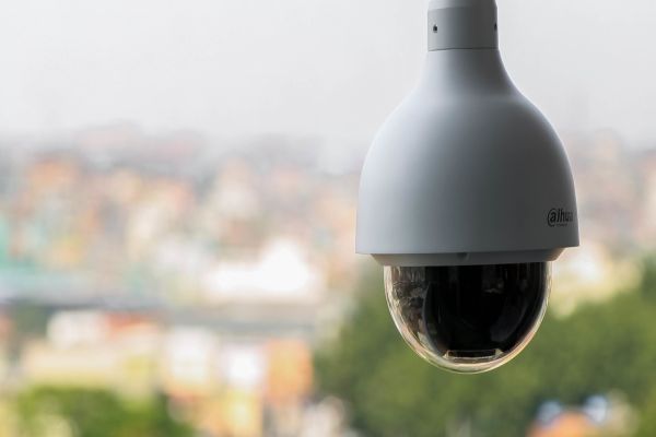 Imagem referente a notícia: Policial Madril sugere instalação de câmeras de monitoramento em pontos estratégicos