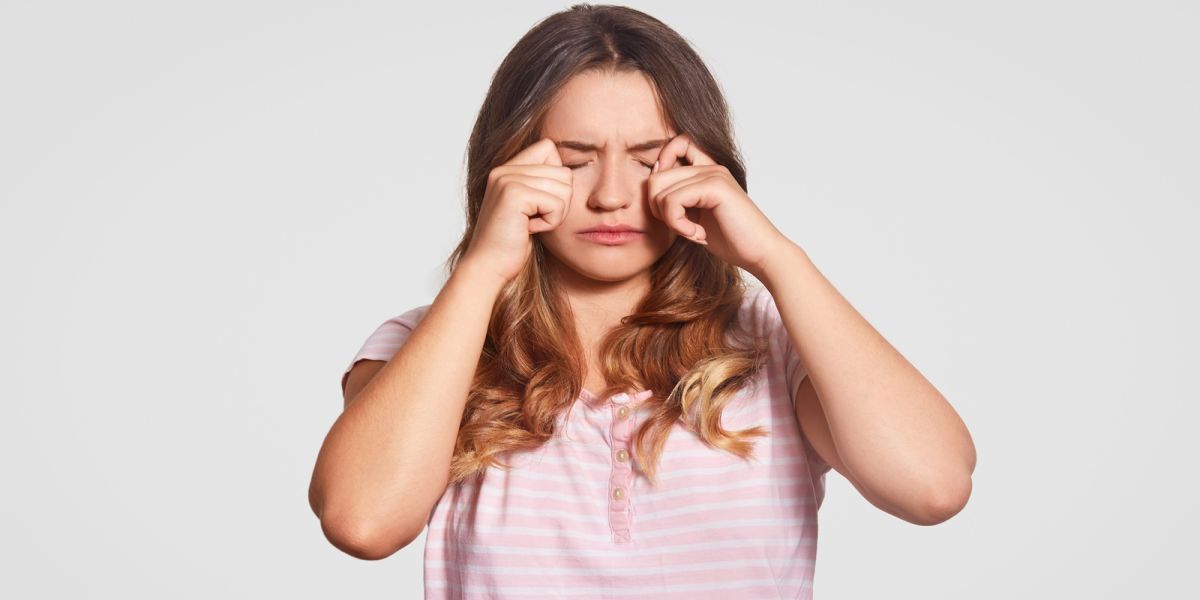 Ceratocone: doença ocular que começa com coceira nos olhos pode levar à necessidade de cirurgia