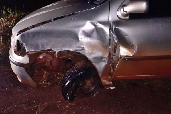 Imagem referente a notícia: Colisão frontal na PR-486: Motorista é flagrado com álcool no sangue durante acidente em Brasilândia do Sul