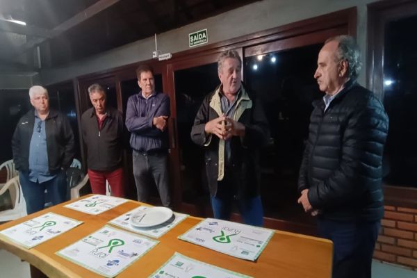 Imagem referente a notícia: Centro de Eventos não será mais no Parque de Exposições, decide Prefeitura de Cascavel