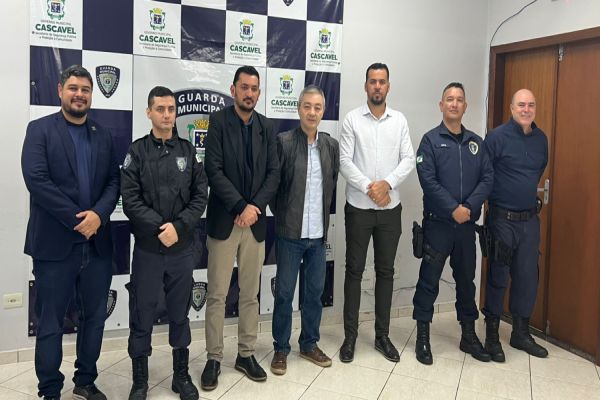 Imagem referente a notícia: Guarda Municipal de Cascavel se torna referência nacional e inspira criação de GM em Rondônia