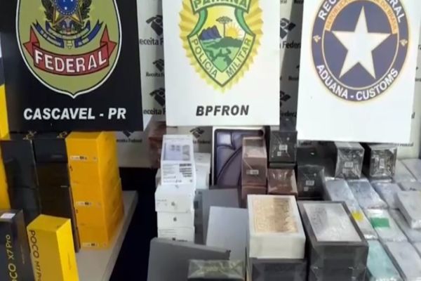 Apreensão milionária de eletrônicos é realizada em ônibus na BR-277, em Cascavel