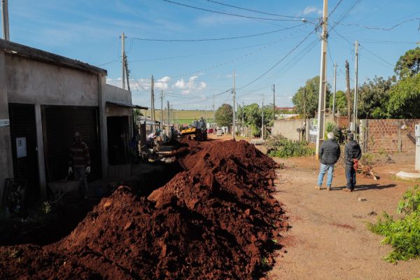 Imagem referente a notícia: Obra de pavimentação no Loteamento Wilson Gonçalves avança e leva mais dignidade a 181 famílias