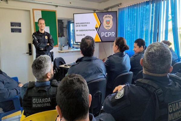 Imagem referente a notícia: Guarda Municipal de Toledo realiza capacitação e atinge mais de 92 horas de qualificação