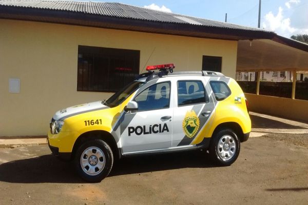 Imagem referente a notícia: Criança de 4 anos é encontrada sozinha em rua do bairro Interlagos, em Cascavel