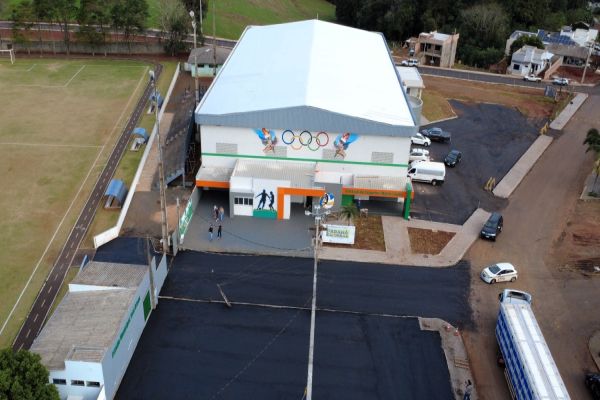 Imagem referente a notícia: Ginásio Mário Lopes entra na fase final de reforma e promete impulsionar o esporte em Três Barras do Paraná