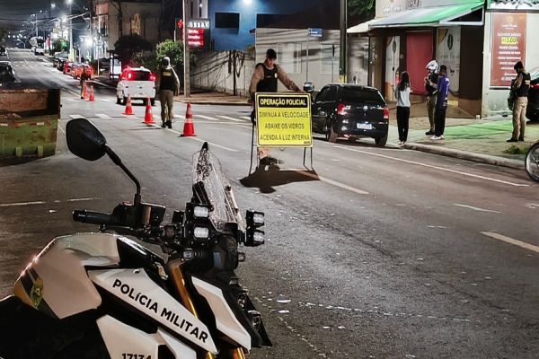 Fiscalização intensa na região norte de Cascavel resulta em prisões e dezenas de infrações de trânsito