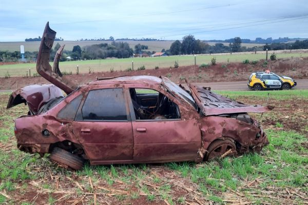 Capotamento é registrado na PR-589 entre Novo Sarandi e Nova Santa Rosa