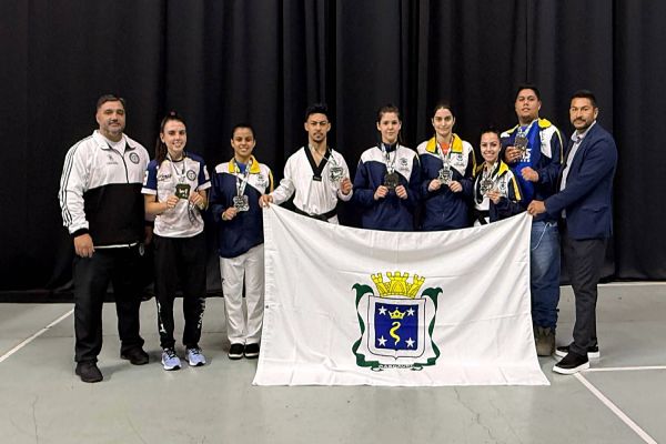 Imagem referente a notícia: Atletas de Cascavel brilham na Copa Regional Sul de Taekwondo e se preparam para o Paranaense em casa