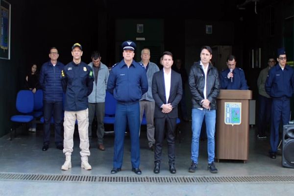 Imagem referente a notícia: Solenidade Militar marca 39 anos do DTCEA-CTD em Catanduvas