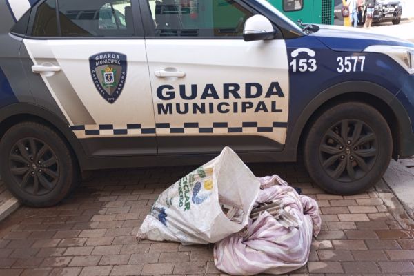 Homem é detido pela GM após Furto em chácara de cooperativa em Cascavel