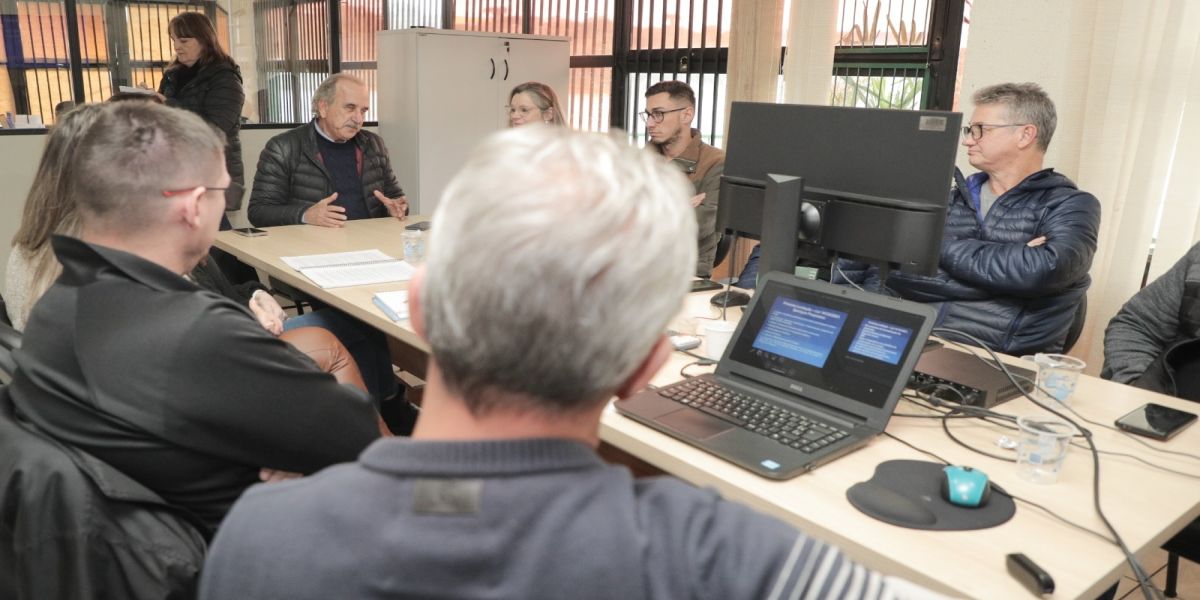 Prefeitura de Cascavel prepara novo edital para coleta e limpeza urbana