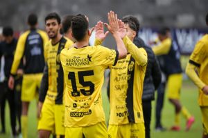 Imagem referente à notícia: Sub-20: FC Cascavel vence o Paraná Clube, avança às semifinais do Paranaense e garante vaga na Copinha 2026