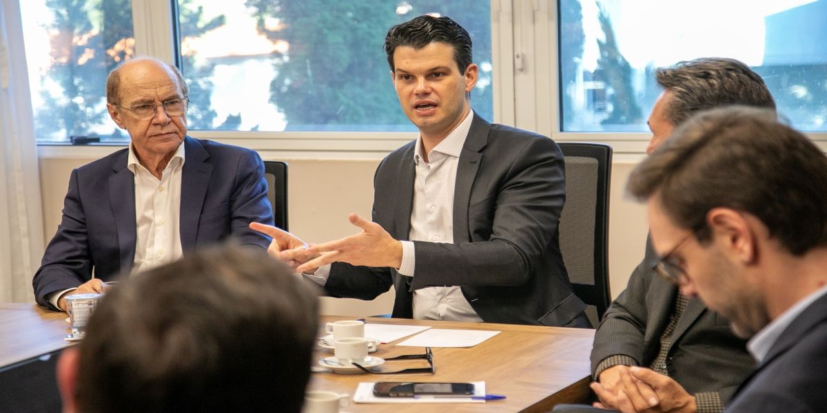 Copel se reúne com cooperativas para dar suporte ao agronegócio do Paraná