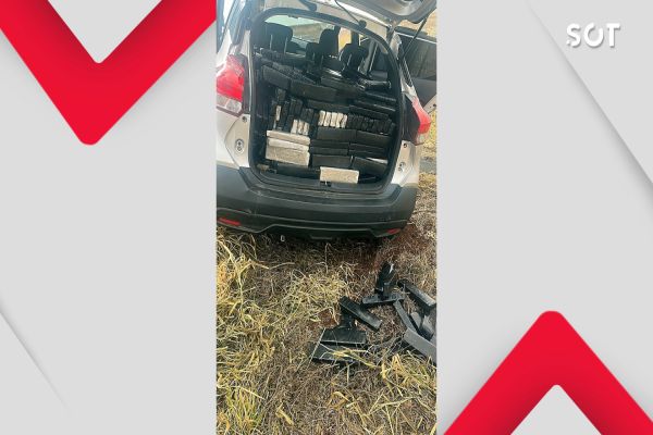 Imagem referente a notícia: Homem é preso com quase meia tonelada de maconha em Ubiratã durante operação do BPFRON