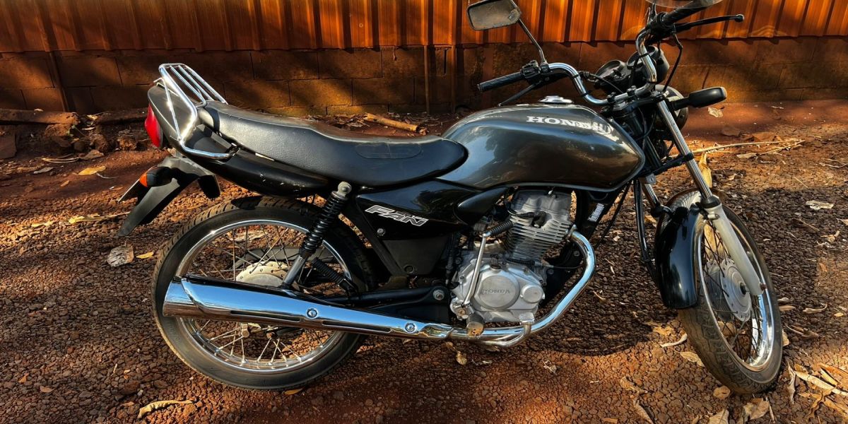 Motociclista fica ferido após colisão lateral com caminhão de Cascavel na PR-486 em Assis Chateaubriand