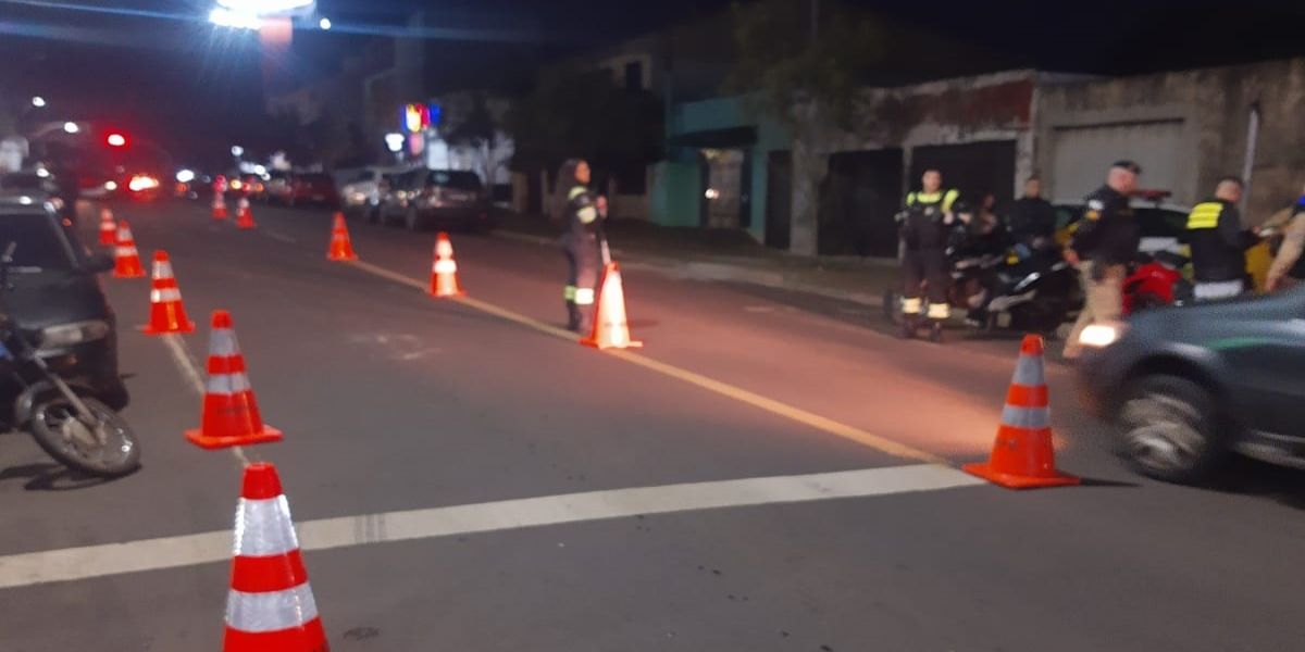 Operação Lei Seca reforça segurança no trânsito e prende condenado por estupro de vulnerável em Cascavel