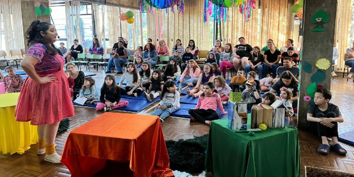Biblioteca Pública terá "Férias com Leitura" para crianças se encantarem com histórias