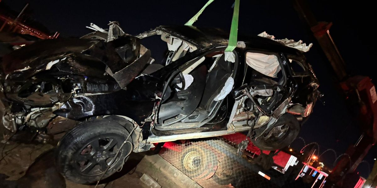 Ação conjunta apreende mais de uma tonelada de maconha após acidente na PR-490