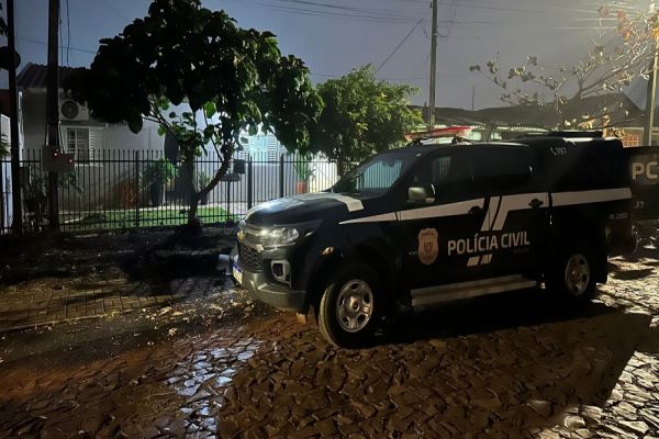 PCPR prende oito pessoas por duplo homicídio e apreende seis armas em Medianeira