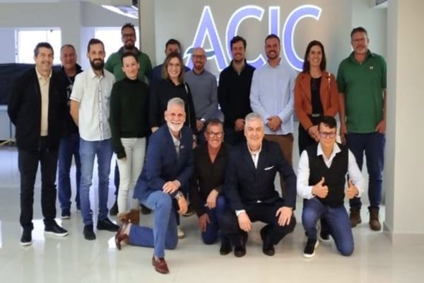 Imagem referente a notícia: Núcleo de Serrarias cria cooperativa mirando aumento de competitividade