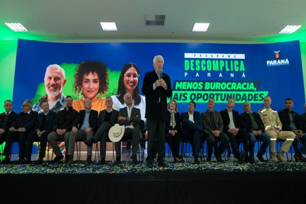 Imagem referente a notícia: Liberdade econômica: Paraná aumenta lista de atividades com dispensa de licenciamentos