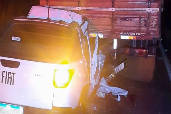 Jovem morre e dois ficam feridos em colisão traseira na PR-472, em Juranda
