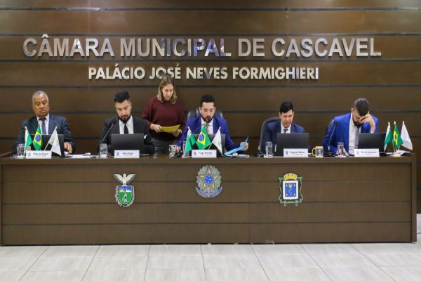 Câmara de Cascavel aprova permuta de terrenos entre município e Mitra Diocesana
