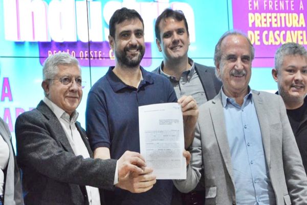 Imagem referente a notícia: Em julho, Corbélia reduz em 83% a dependência do Bolsa Família e transforma realidades com programa de inclusão ao emprego
