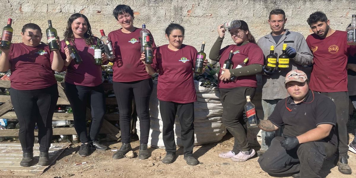 Com índice de 56,8%, Paraná é o estado que mais recicla embalagens de vidro