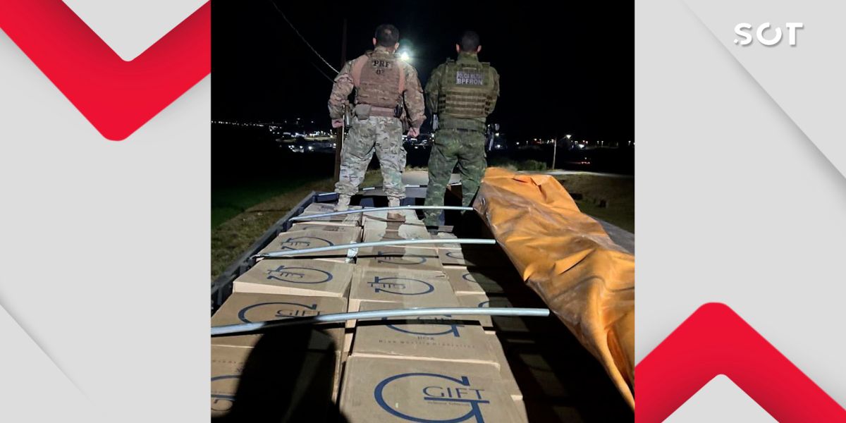 PRF e BPFRON apreendem caminhão com 500 caixas de cigarros contrabandeados em Cascavel