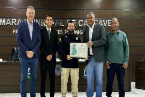Delegacia da PRF em Cascavel recebe homenagem por atuação nas rodovias
