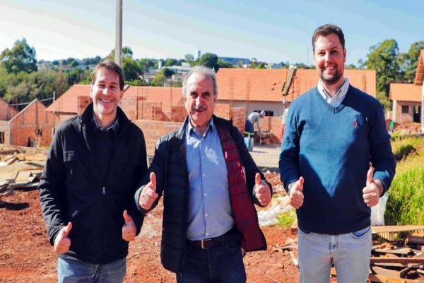 Imagem referente a notícia: Mudanças no secretariado: Sandro Rancy assume a AIF e Vinícius Boza comanda o IPC em nova reestruturação em Cascavel