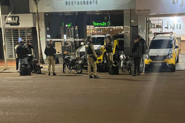 Fiscalização em Cafelândia resulta em motocicletas recolhidas e condutor com CNH suspensa