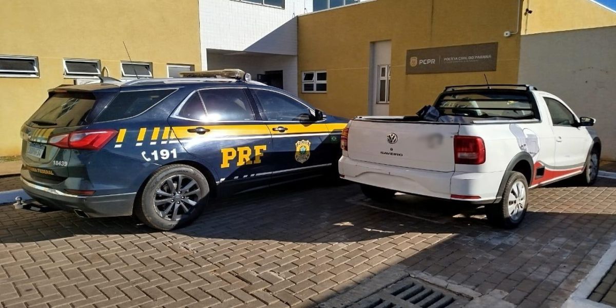 Veículo com placas clonadas e logotipo de empresa é apreendido pela PRF em Cascavel