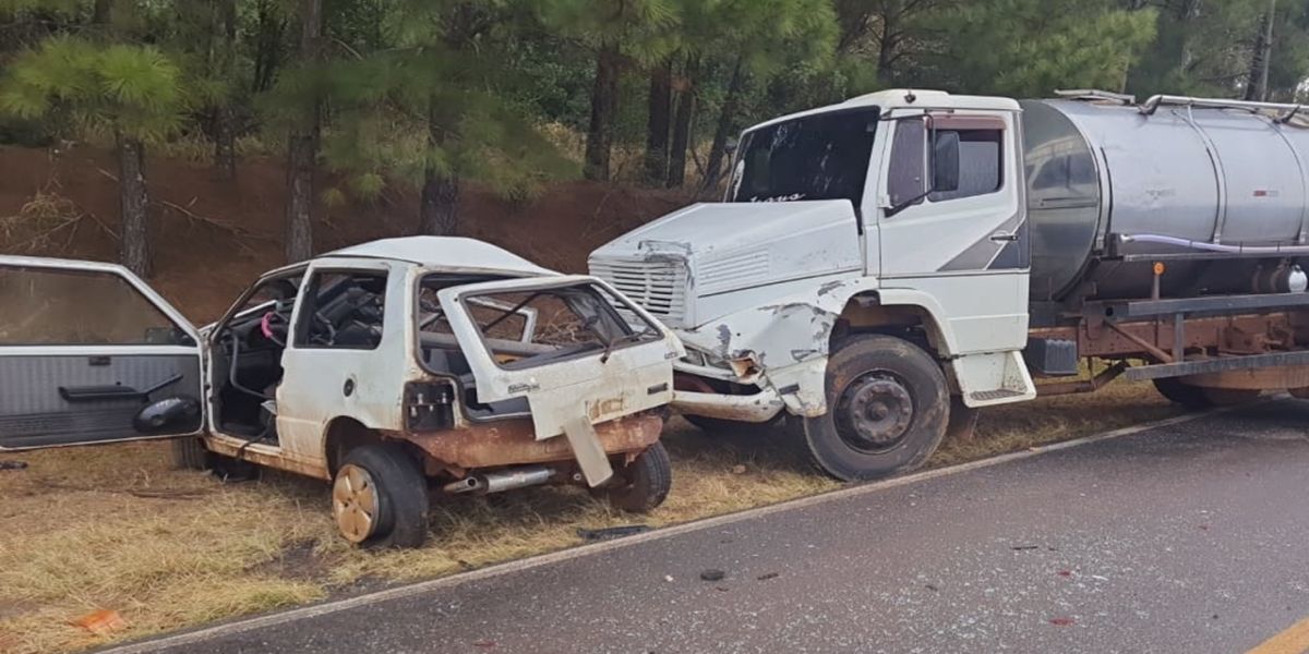 Mulher morre após colisão transversal na PR-565 em Laranjeiras do Sul