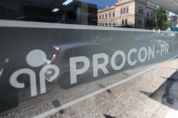 Imagem referente a notícia: 123 mil registros: atendimentos do Procon-PR crescem 27% no primeiro semestre
