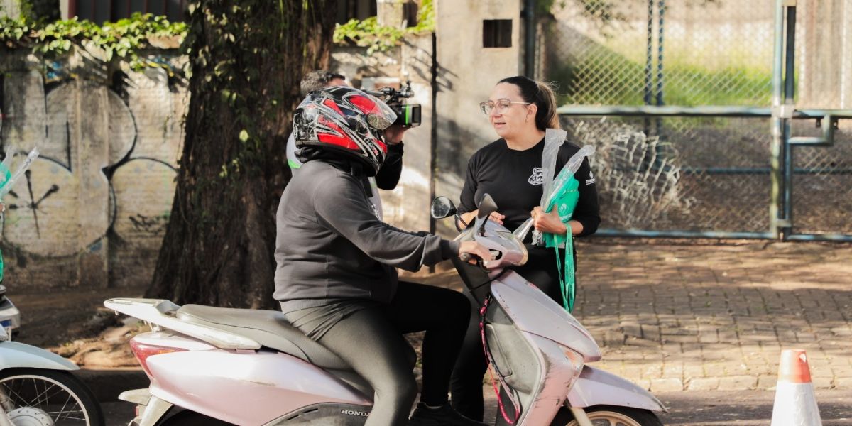 Com mais de 282 mil veículos, Cascavel recebe ação educativa no Dia do Motorista e do Motociclista