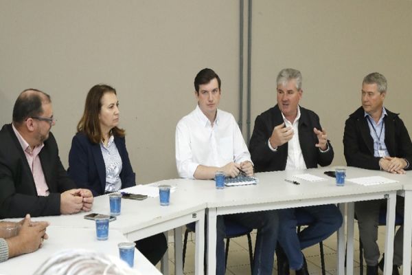 Imagem referente a notícia: Com liderança de Mecabô, Cascavel Inicia estudo para Novo Núcleo Industrial com objetivo de ampliar espaços para empresas